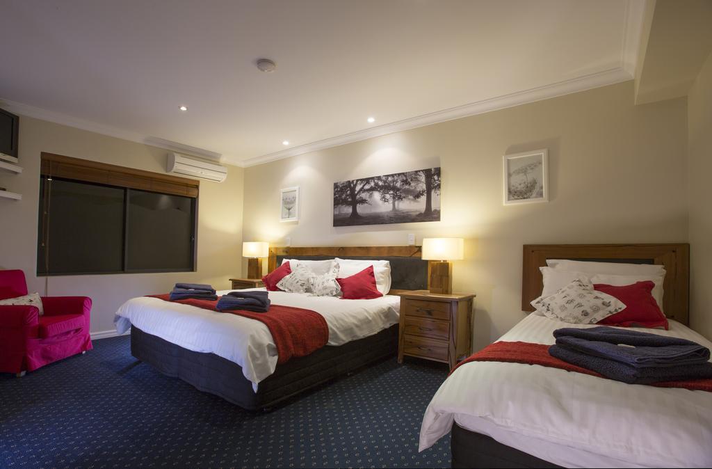 Murray River Lodge Luxury Boutique Accommodation B&B - Adults Only North Yunderup ห้อง รูปภาพ