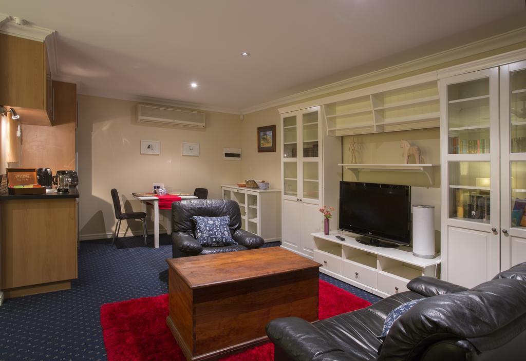 Murray River Lodge Luxury Boutique Accommodation B&B - Adults Only North Yunderup ห้อง รูปภาพ